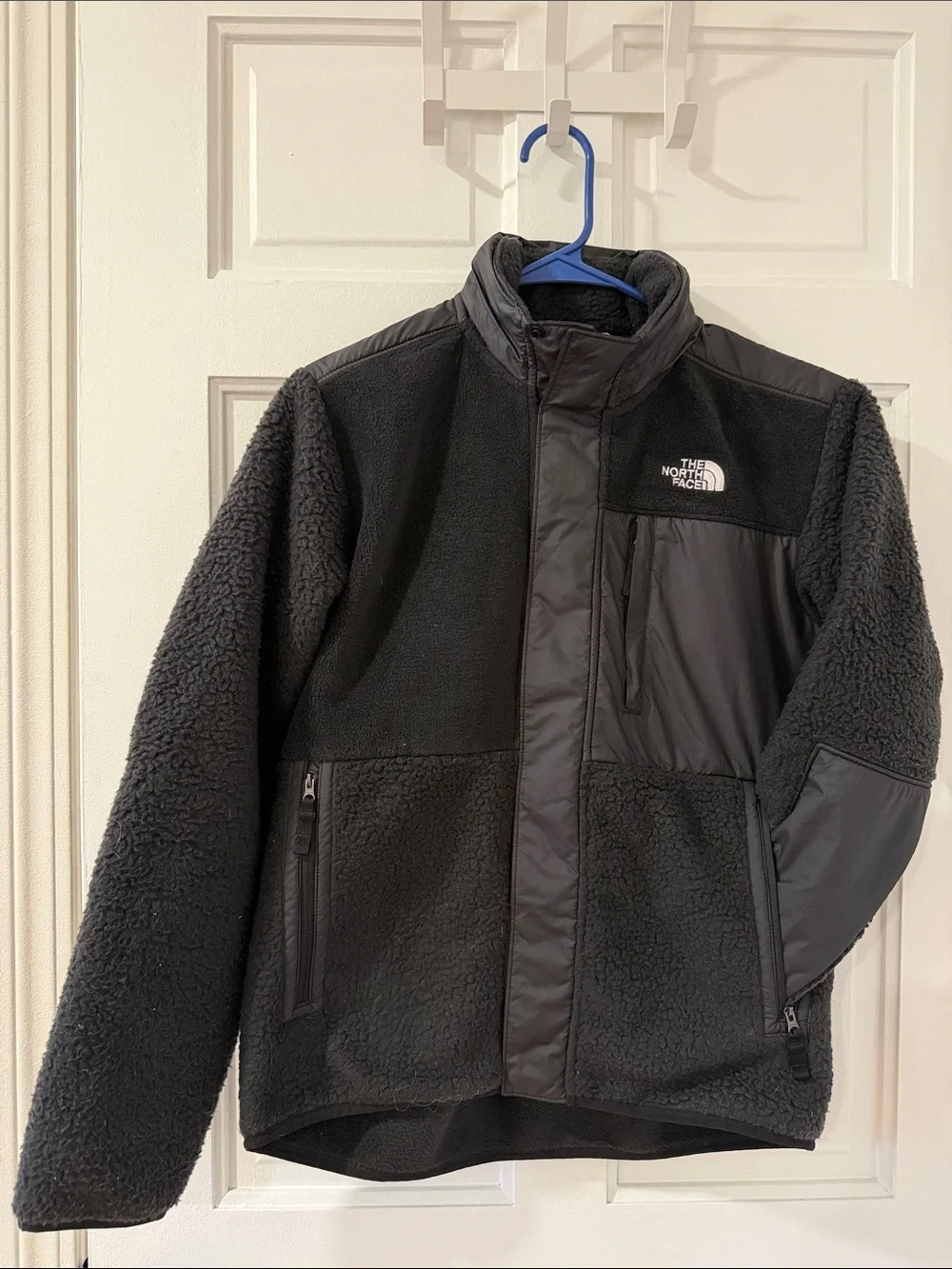 Boy’s The North Face Black Sherpa Fleece Jacket